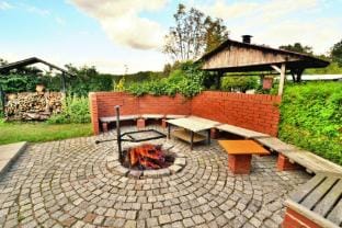 Holiday home by the lake, private garden, Oswino Vacation rental in West Pomeranian Voivodeship, Poland