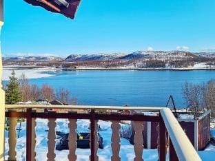 person holiday home in JARFJORD-By Traum Vacation rental in Troms Og Finnmark
