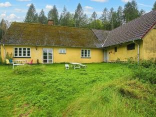 Lakeside Holiday Home with Forest Vacation rental in Central Denmark Region