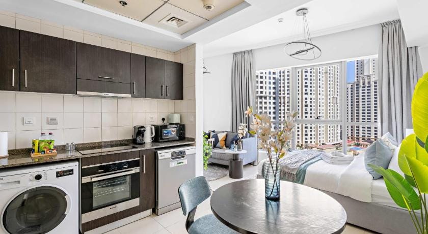 Silkhaus Dubai Marina Studio | Bay Central Tower Apartment in Dubai