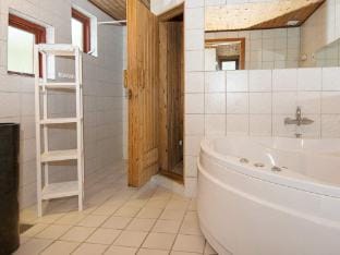 Lakefront Retreat in Sohojlandet - By Traum Ferienwohnungen Vacation rental in Central Denmark Region