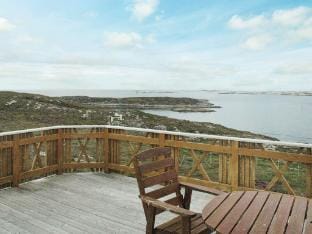 person holiday home in Dyrvik Vacation rental in Trondelag