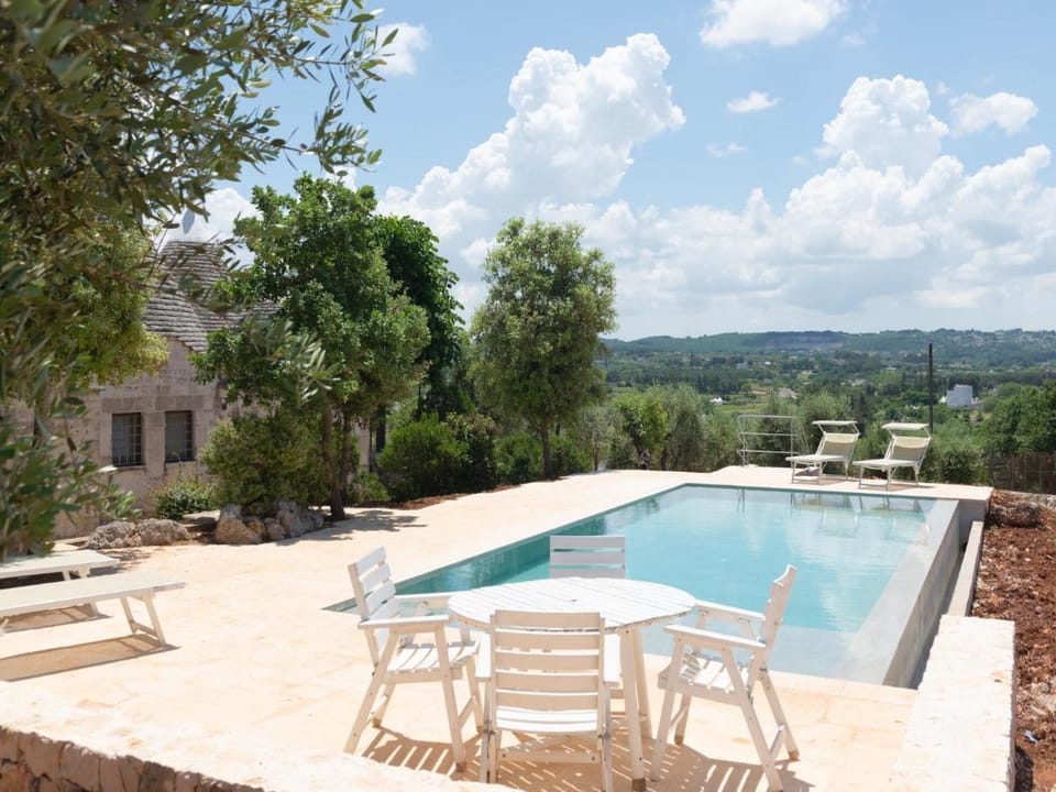 Trullo in Itria Valley near Ostuni Beaches Vacation rental in Province of Taranto