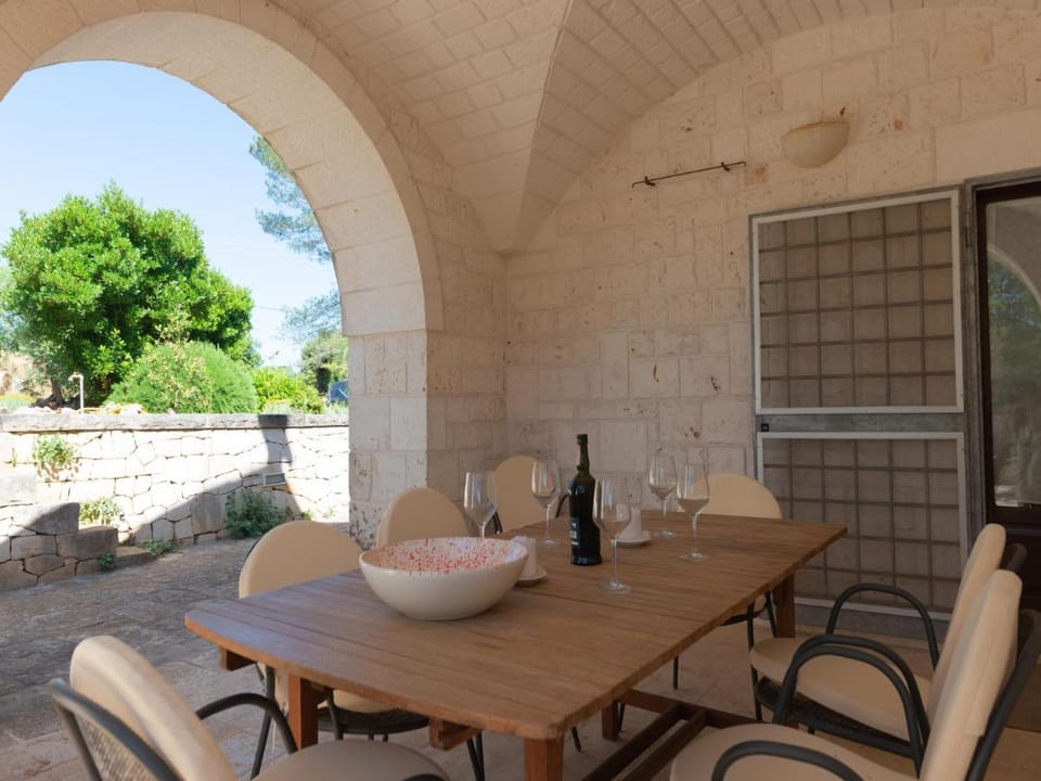 Trullo in Itria Valley near Ostuni Beaches Vacation rental in Province of Taranto