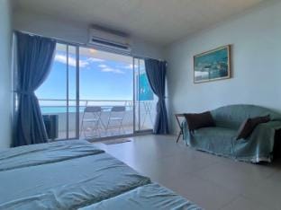 Sea Breeze Hideaway Apartment in Hua Hin District