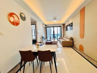 Poolside 2 BR Paradise at R&F Apartment in Johor Bahru