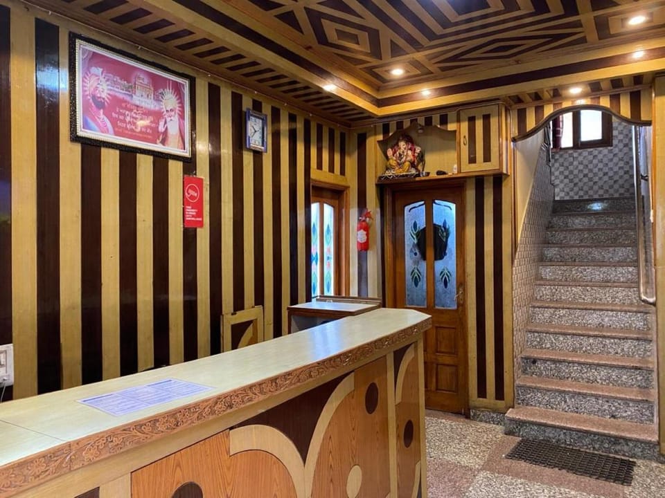 Goroomgo Royal Inn B&B Shimla Hotel in Shimla