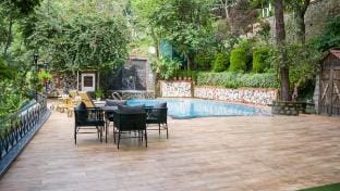 ELIVAAS 2BHK with Pool & Bar - Alpine Den Vacation rental in Himachal Pradesh