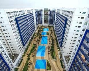 The Luxe Stay at Sea Residences  Apartment in Pasay