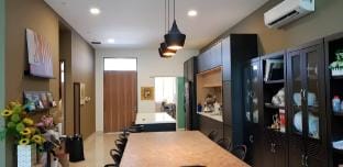 Villa with Private Pool & Jacuzzi 20pax, Netflix Villa in Selangor, Malaysia