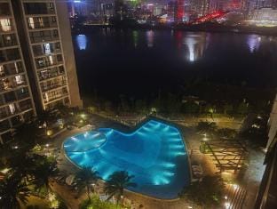 Vinhome Sky Lake Apartment in Laos