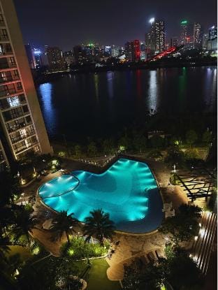 Vinhome Sky Lake Apartment in Laos