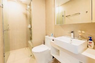 Sun Shine   - The Sóng, Sky Pool & Gym, Ocean View Apartment in Vung Tau