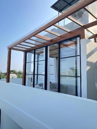 Crystal White Retreat- 3BR Villa in Ungasan Villa in Bali