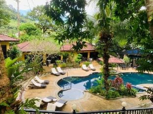 Pool Villa Twin Room Villa in Patong