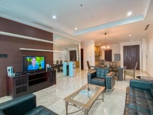 Spacious Modern Look 3BR Bellezza Apt By Travelio Apartment in South Jakarta City