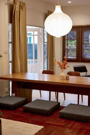 AIRI Home, 3BR in old town CNX &Thapae walking str Vacation rental in Chiang Mai