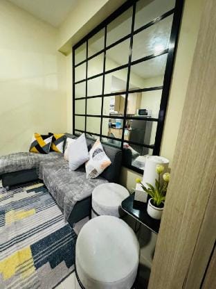 BREEZE RESIDENCES PASAY NEAR AIRPORT MOA & PICC  Vacation rental in Pasay