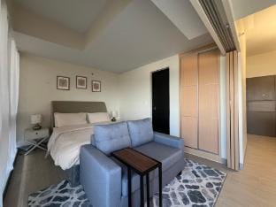 Condo Unit in Eastwood City - Serene Space Apartment in Pasig