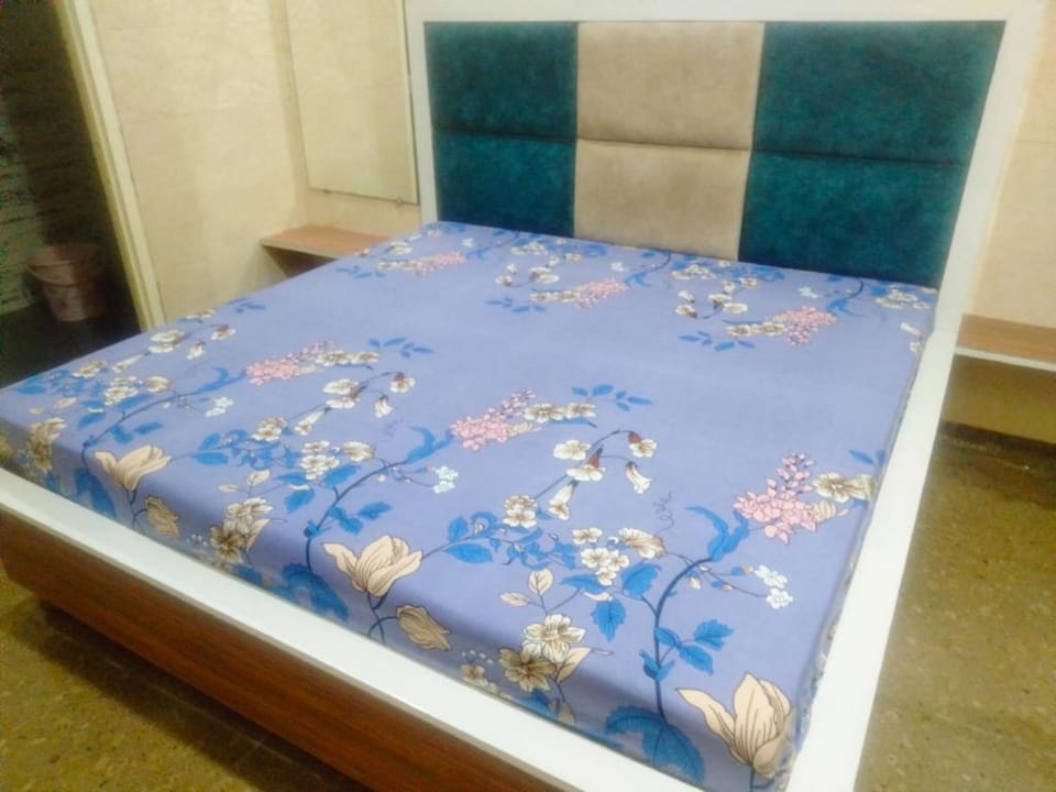 Goroomgo Guru kripa guest house Amritsar Hotel in Punjab, India