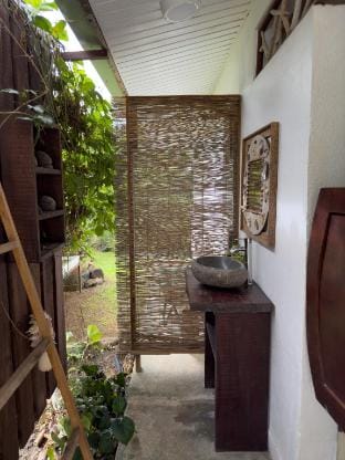 Te Rai - Pension TE AROHA Vacation rental in Moorea-Maiao
