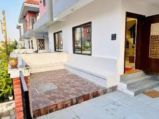 3BHK Villa with Lush Green Grdn. Villa in Vadodara
