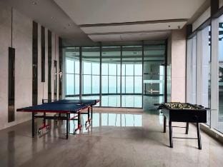 Countryside Luxury Suites - Supernova Noida Apartment in Noida