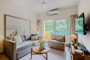 Alaya Stays 1 BHK with  Pool - Veera Marina Apartment in Candolim