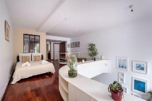 Luxueux Loft aux pieds des Champs-Élysées Apartment in Paris