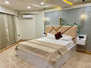 Ocean's Edge - Beach front 3 BR APT Apartment in Visakhapatnam