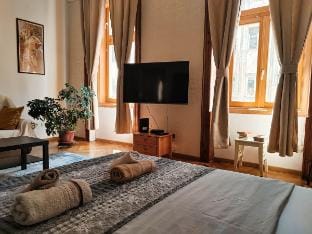 Republic Square Apt - Knez Mihailova Apartment in Belgrade