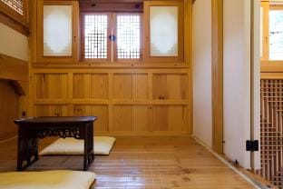 Korean traditional house(Hanok) built by masters Vacation rental in Seoul