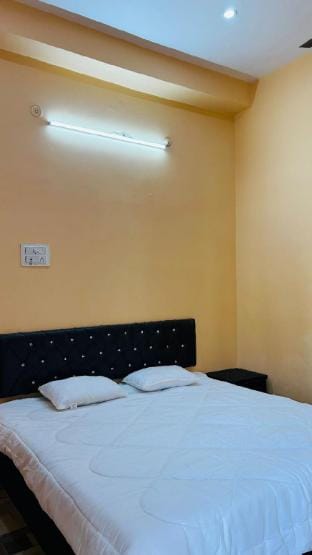 Shanto Paying Guest House  Vacation rental in Varanasi