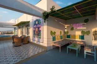 Chaubara- 3BHK Pool into Cityscaping Apartment in Jaipur