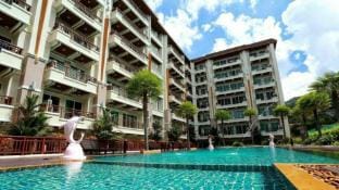 Central Patong 1BR apartment with great amenities Apartment in Patong