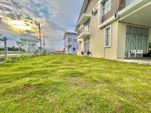 Khasif Amani Homestay [Parit Buntar] Vacation rental in Kedah