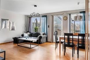 5-Bed-Rooms House with Jacuzzi, Free Parking, and 2 Toilets-Bath in Malm Vacation rental in Malmo