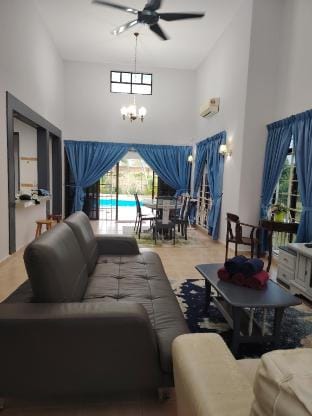 VILLA BABA D'FAMOSA with Private Pool  Villa in Negeri Sembilan, Malaysia