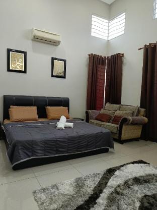 KLIA Airport Homestay 9 Vacation rental in Negeri Sembilan, Malaysia