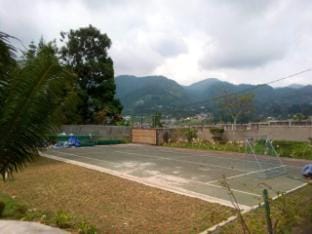 Villa Casa Bardolino Cisarua Villa in Cisarua