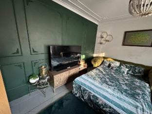 Imperial Home Apartment in London
