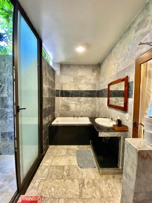Two-bedroom Apartment 10 mins from HoiAn Old Town. Apartment in Hoi An
