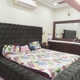 White Lotus | Corporate Business Boutique Vacation rental in Karachi