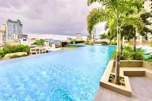 Mid-Town Cebu City Condo with Balcony Apartment in Cebu City