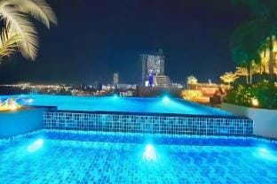Mid-Town Cebu City Condo with Balcony Apartment in Cebu City