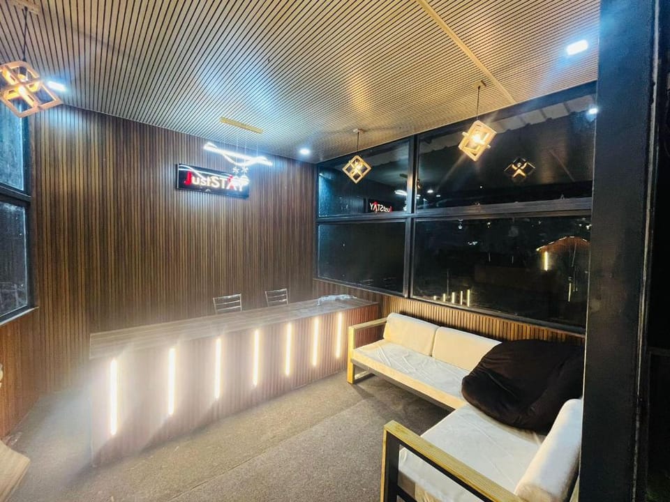 JustSTAY Paradise Hotel in Uttarakhand