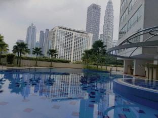 -4r2b/walk to klcc&monorail/manycarpark/waterplant Apartment in Federal Territory of Kuala Lumpur