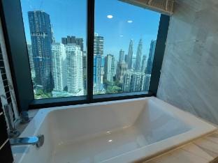 4340102# Eaton 阳台双子塔景观 3R3B 3-9pax (HM COSTA DORO) Apartment in Federal Territory of Kuala Lumpur