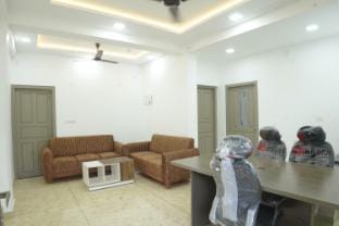 Summer cool.  Residency  Apartment in Kerala