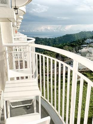 Charming Scandinavian Cozy Nook in Tagaytay Apartment in Tagaytay